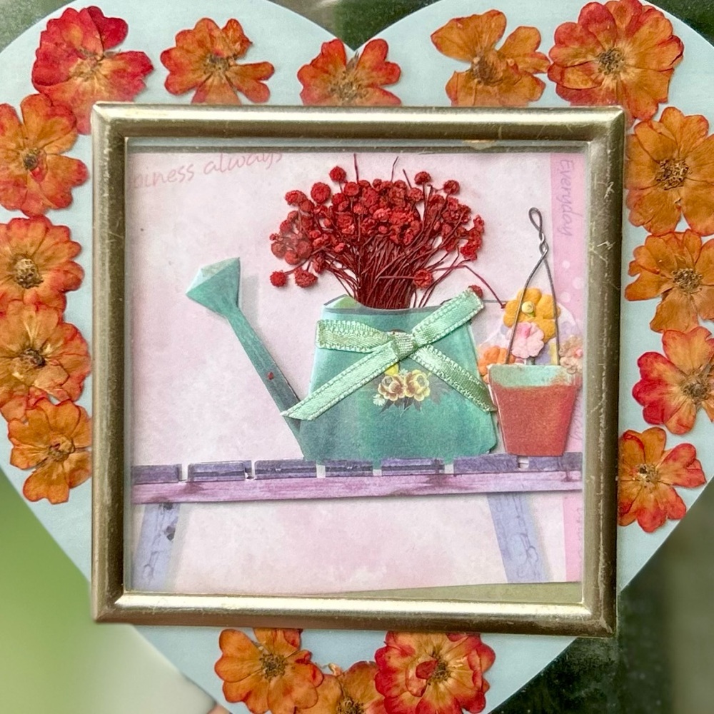 VTG Encased Dried Pressed Florals Cottagecore Garden Glass Art Decor - Picture 2 of 7
